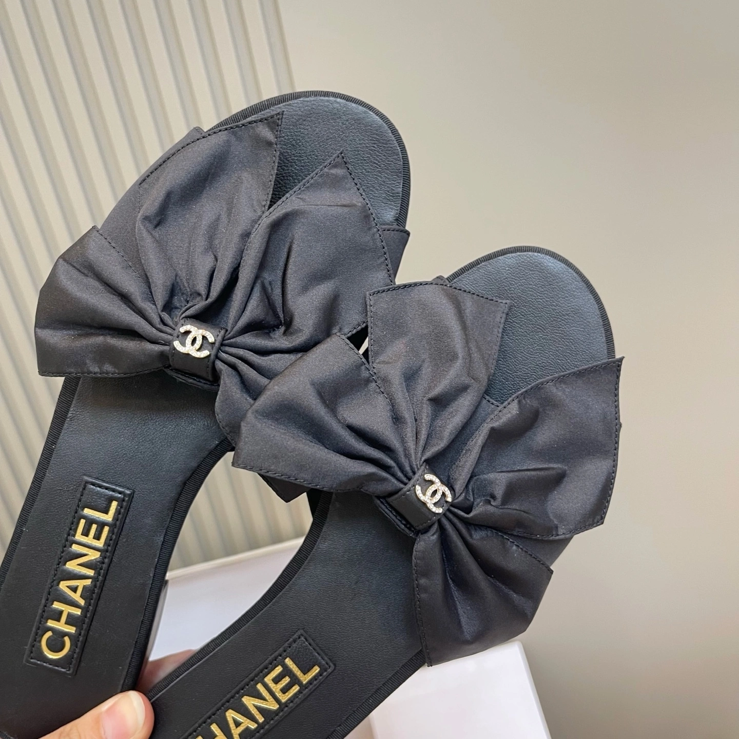 COCO-- 3h1958 G45816 B17350 94305 sheepskin Heel height：3.5CM item:E-X000D4110